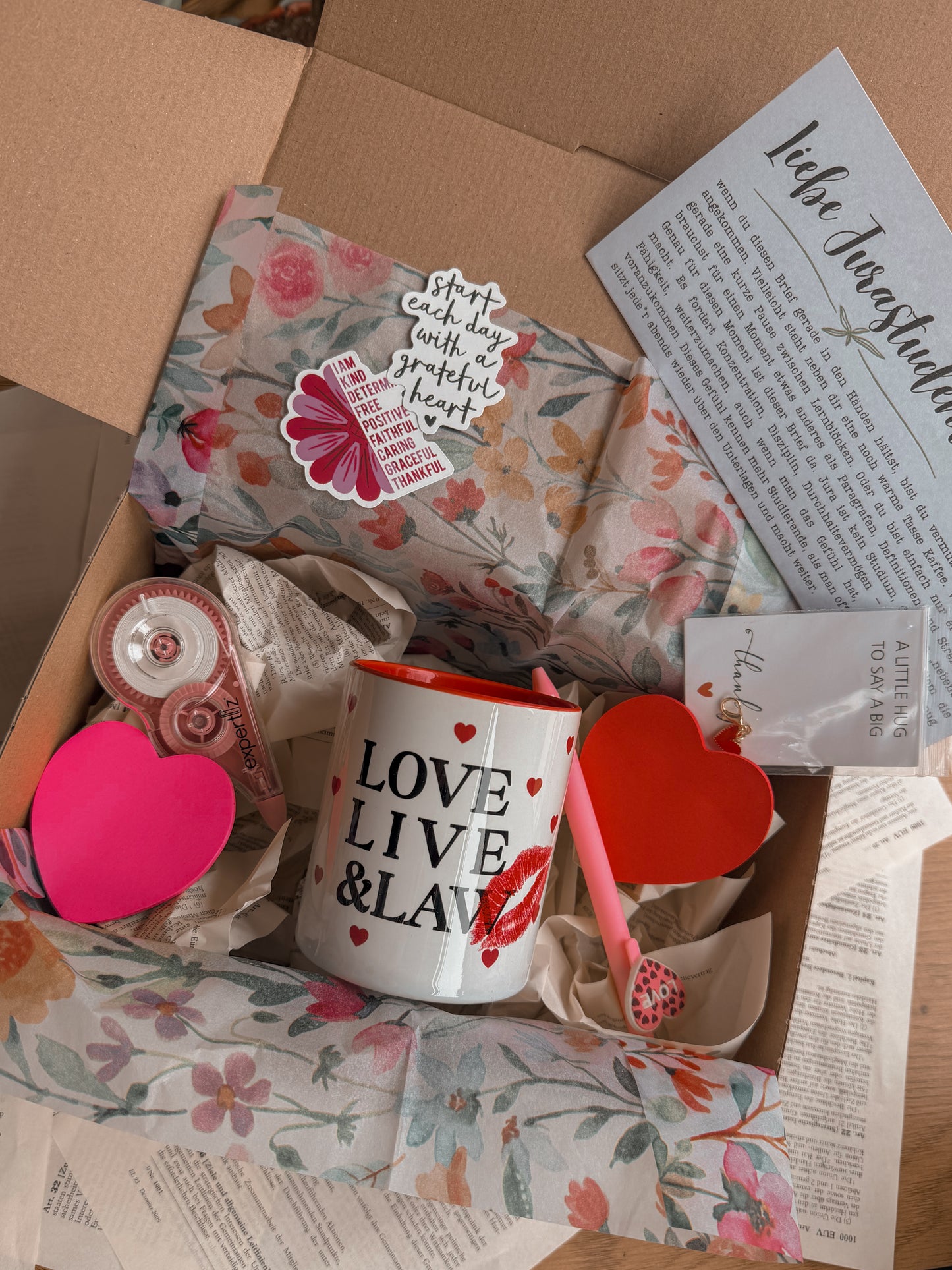 ❤️ LOVE, LIFE & LAW ❤️ - Tasse (Special Edition)