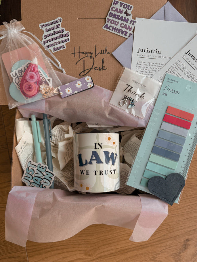 IN LAW WE TRUST - Tasse